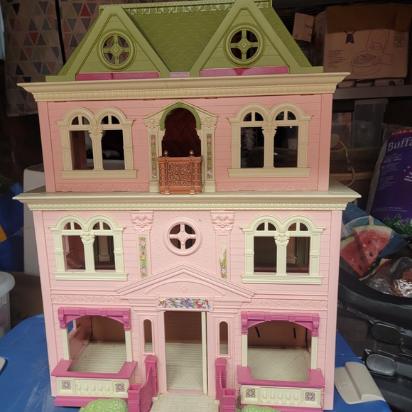 Fisher-Price Pink and Green Victorian Dollhouse